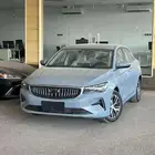 جيلي امجراند استاندر خليجي 2026 متوفر لدى الحسن