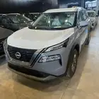 نيسان اكس تريل 5 مقاعد دفع رباعي ستاندر 2025