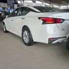 نيسان التيما S