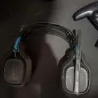 يد سوني 5 و مايك هايبر اكس سماعات استرو a50