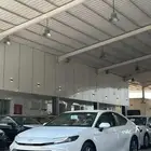 تويوتا كامري استاندر E هايبرد 2025 باقل الاسعار