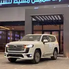 تويوتا لاندكروزر صالون L4