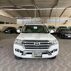 تويوتا لاندكروزر 2016 سعودي فل كامل ماشي 153 الف