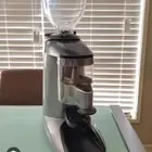 مطحنة قهوه ايطالية بحاله ممتازه جدا