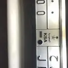 لوحه تحمل احرف وارقام مميزة للبيع