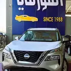 نيسان اكس تريل SL فل 2025