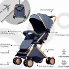 عربة اطفال شبه جديدة تدخل الطيارة وخفيفه وتتقفل بضغة زر