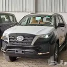 تويوتا فورتشنر الجديد 2025 بنزين GX2 كاش واقساط وعروض مميزه