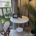 طاولة لون ابيض جديده