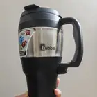 كوب مشروبات للسيارة من شركة bubba