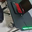 طاولة وكرسي قيمنج
