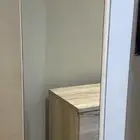 مرايا سحاب طويلة بأرفف من الداخل