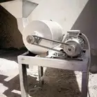 كسارة طاحونة حجر