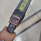 جهاز كشف المعادن يدوي