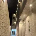 شقة غرفة ومجلس. وفلة دورين وملحق مؤثثة للإيجار المحالة