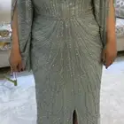 فستان من لاروزا