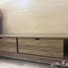طاولة تلفزيون