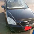 كيا كارينز 2012