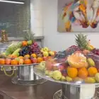 لا تشيل هم الزواج ولا ضيوفك  الضيافة علينا.