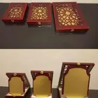 للتقبيل وكالة دعايه واعلان قائمه