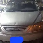 كيا كارنز 2004