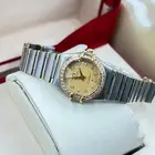 ساعة ألماس نسائية