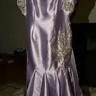 فستان لبسه وحده