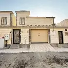 شقه عزاب فيلا 5 غرف للايجار _ حي الصالحية خلف الطريق العام