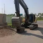 بوكلين فولفو مديل2011 مقاس 240نضيف مره