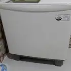 غسالة للبيع عادي. عفيف حي عنيزة ب 350
