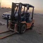 رافعة شوكية للإيجار في بيشة