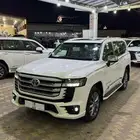 تويوتا جي اكس ار رقم 4 فل كامل بنزين موديل 2023