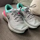 للبيع  حذاء رياضي Nike أصلي