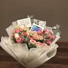 باقة ورد وفخامة.. وفي قلبها مفاجأة