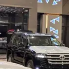 لاندكروزر GXR L4 2025 بريمي الابواب شفط