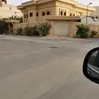 فيلا للبيع في حي العريجاء الغربي