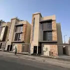 شقق ارضيه وعلويه مساحه 250 م