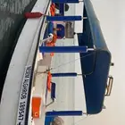 قارب للبيع
