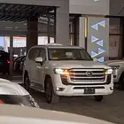 لاندكروزر GXR L4 ابيض لؤلؤي وارد عبداللطيف جميل