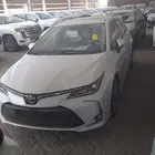 تويوتا كورولا 2.0L XLI EXECUTIVE MR جنوط فتحة سقف ابيض 2025