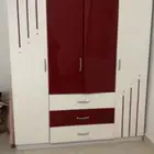 دولاب خشبه نظيق وقوي وسليم من الكسور