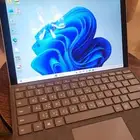 للبيع سيرفس برو 7 بلس مستعمل surface