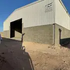 مستودع بصناعية القريات للايجار