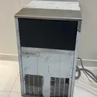 صانعة الثلج للبيع