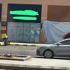 للتقبيل مساحة105م تجارية مناسبة لاغراض متعددة ومكتب للإدارة