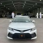 تويوتا كامري LE موديل 2023- معرض خلف للسيارات