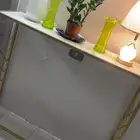 طاولة ومدخل