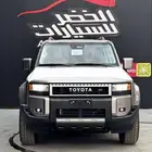 تويوتا برادو 2025 TXL3 بنزين لدى شركة عبدالمجيد الخضر