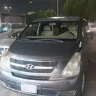 سواق بمتلك سيارة هيونداي كبيرة 12 راكب يبحث عن عمل