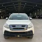 ايسوزو MUX موديل 2022- معرض خلف للسيارات